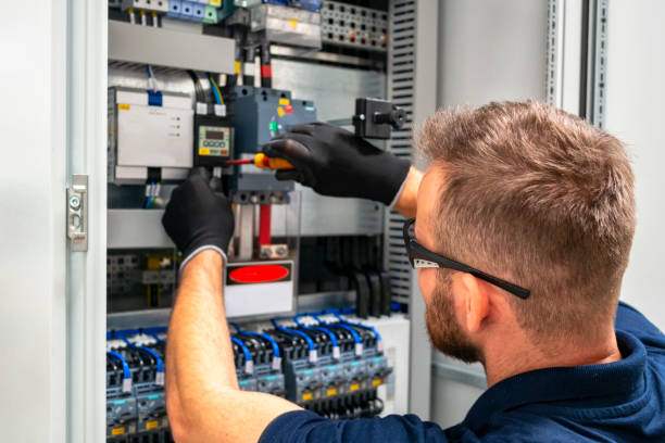 Best Affordable Emergency Electrician  in Painesville, OH
